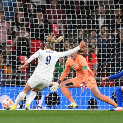 Inggris Menang Melawan AS di Pertandingan Persahabatan Sepak Bola Wanita